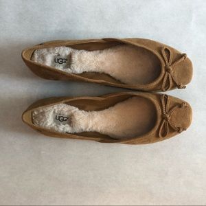 UGG Lena Ballet bow fur suede flats 8 Like New!